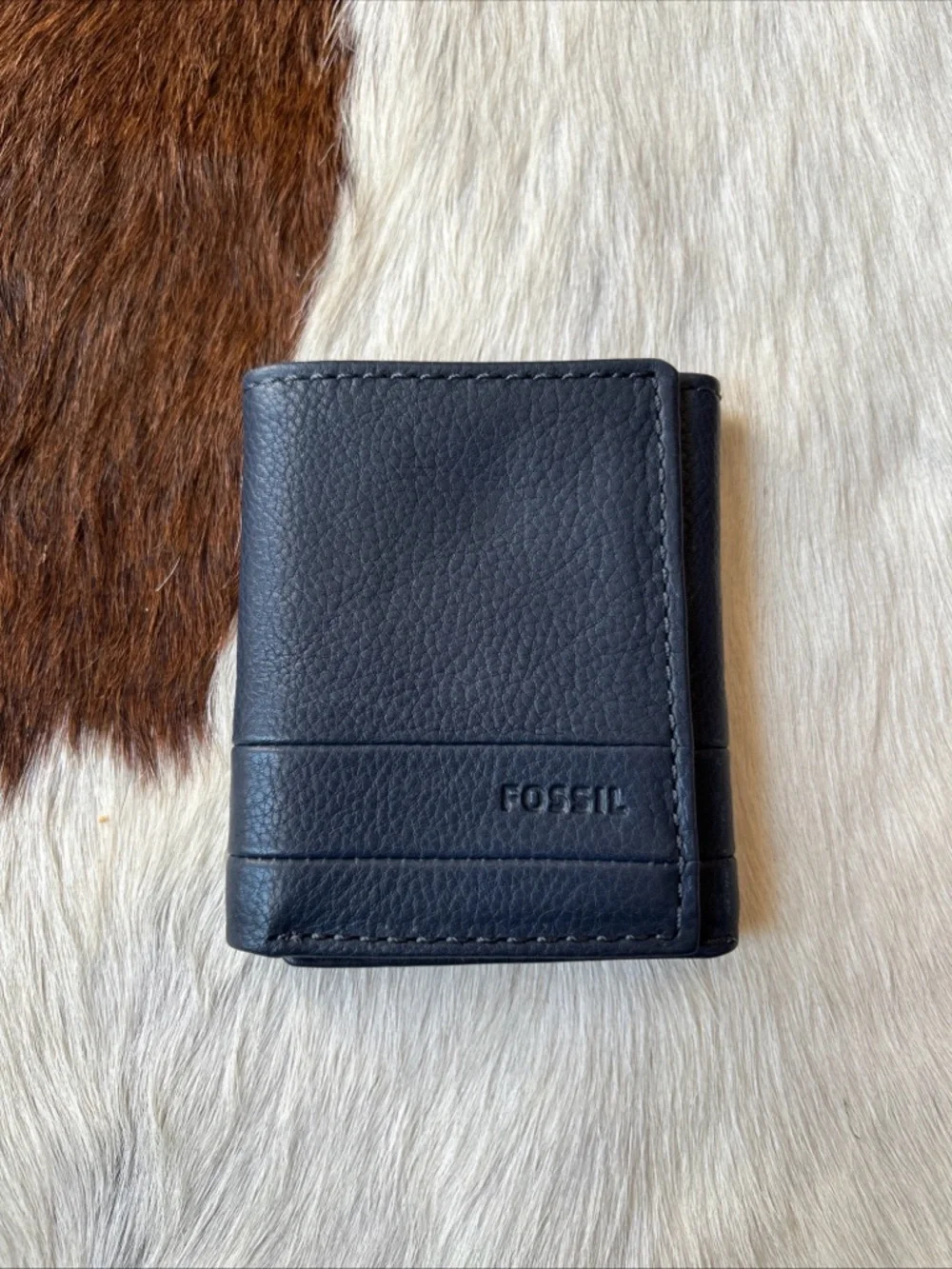 Fossil Trifold Wallet Pebble Leather Men’s Navy Blue